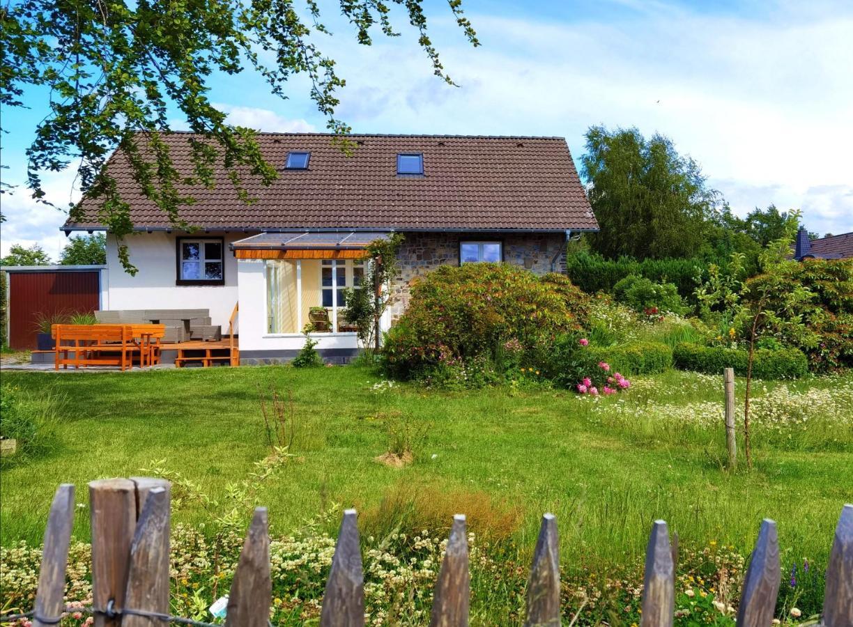 Ferienhaus Eifelrose Зимерат Екстериор снимка